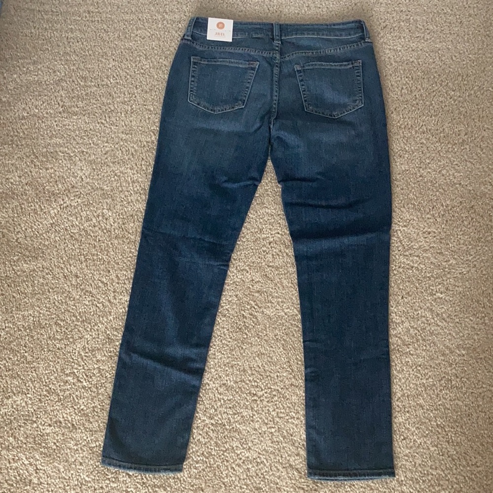 Distressed Ankle Length Jeans - Picture 4 of 4